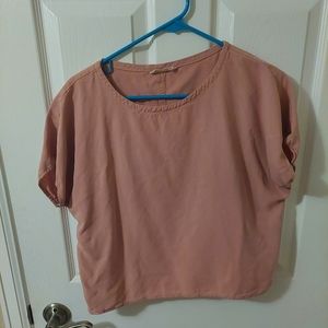 Two fold clothing size small Krissy tee in raw silk